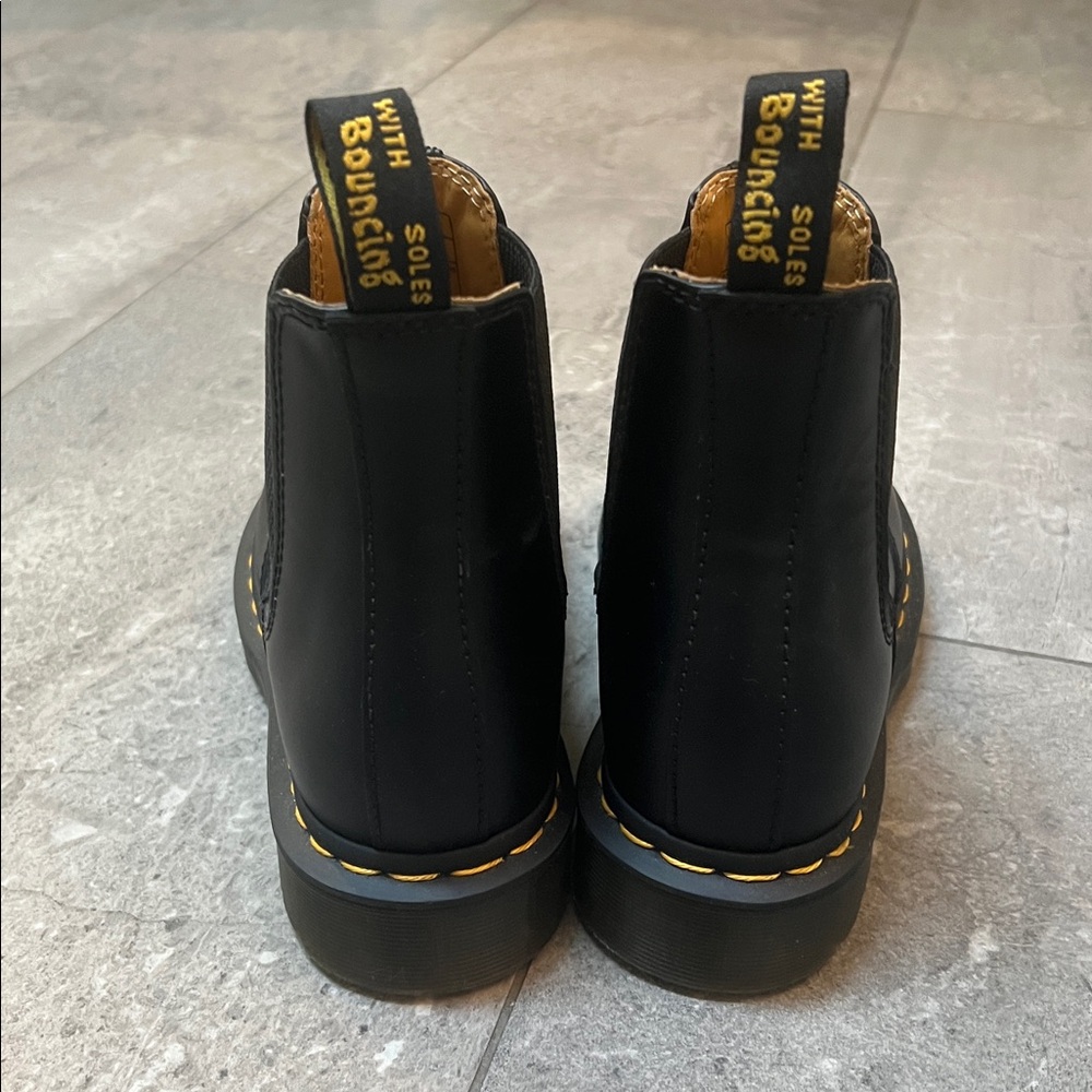 Dr. Martens 2976 Black Chelsea Boots - Picture 5 of 11